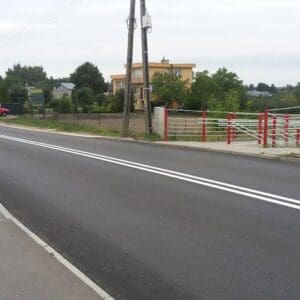 Brak przejścia przy stacji kolejowej Ozorków Nowe Miasto
