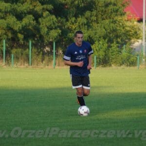 Orzeł Parzęczew zremisował w sparingu z LKS Rosanów