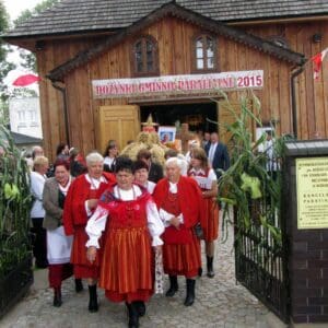 Wymarsz z kościoła