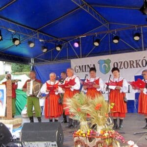 Amatorski Zespół Śpiewaczy ze Leśmierza wraz z Kapelą ?T. Kubiaka?