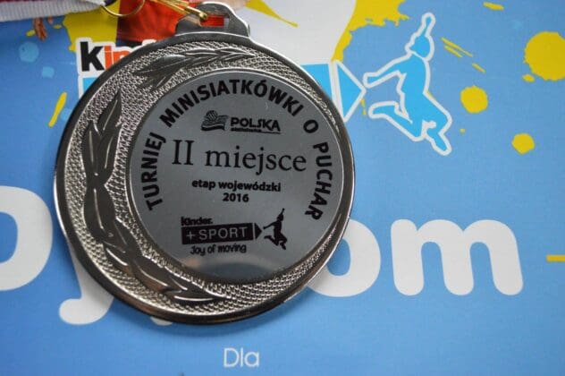 Drużyna Bzury w Finałach Mistrzostw wojew&oacute;dztwa ł&oacute;dzkiego w kat. ?tr&oacute;jek? zajęła II miejsce / fot. facebook.com/mlodabzura