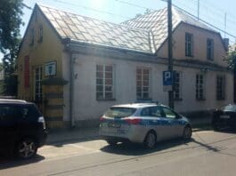 Alarm bombowy w Ozorkowie. Ewakuowano Urząd Miasta / fot. Michał Kowalski