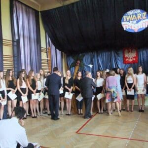 25