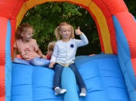 Rodzinnie w Leźnicy Wiekiej / fot. foruminicjatyw.pl