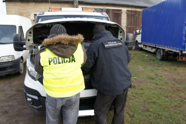 Wypożyczali samochody na fałszywe dane / fot. zgierz.policja.gov.pl