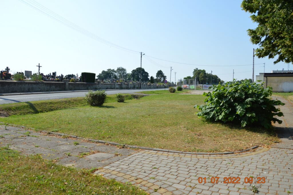 1658837055_698_Parking-przy-stadionie-z-nowa-nawierzchnia.jpg