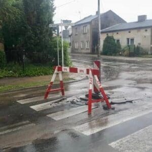 Uwaga kierowcyW rejonie skrzyżowania drogi powiatowej – ul. Cegielnianej z
