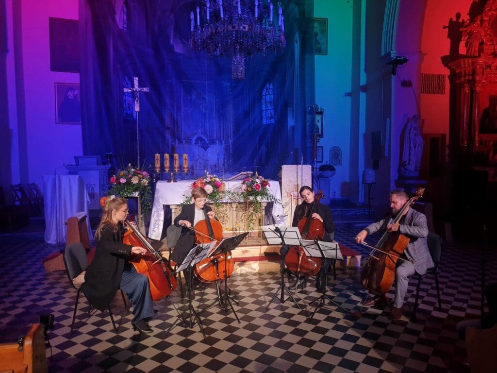 Krakow-Cello-Club-w-Ozorkowie.jpg