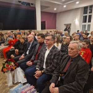 1701254168_933_„Uczen-i-mistrz-czyli-slow-kilka-o-wernisazu-Romana-Wrzeskiewicza.jpg