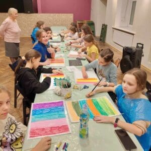 1701262446_311_Warsztaty-plastyczne-z-Pania-Agata-czyli-listopadowa-tworczosc.jpg