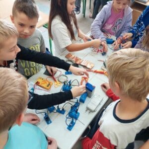 1701342009_892_„Nauka-pelna-energii-Szkola-Podstawowa-nr-4-z-Oddzialami-Integracyjnymi.jpg