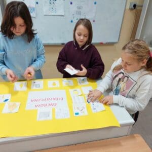 1701342010_371_„Nauka-pelna-energii-Szkola-Podstawowa-nr-4-z-Oddzialami-Integracyjnymi.jpg
