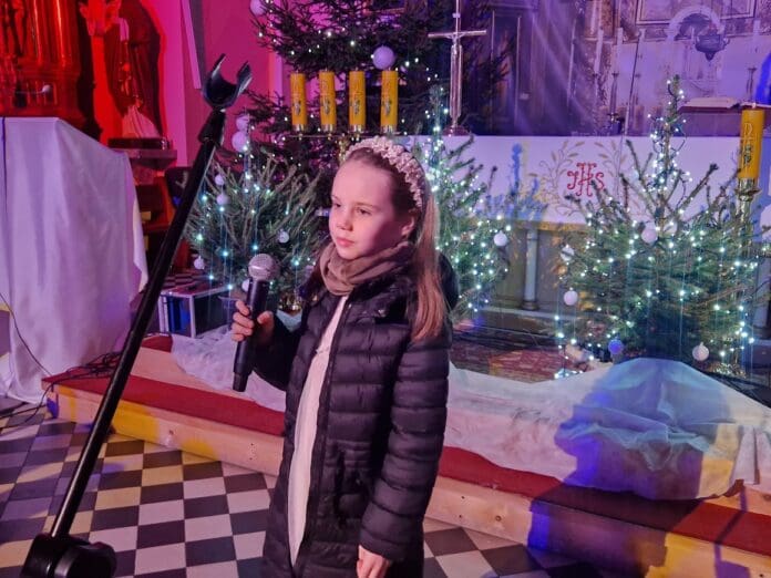 Koncert Kolęd w Ozorkowie: Magia Muzyki i Wspólnoty w Kościele Koncert 1