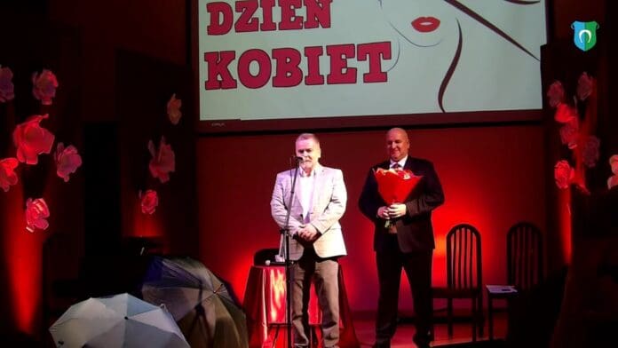 Koncert z okazji Dnia Kobiet w Ozorkowie: Muzyczne Hołdy dla Zapraszamy do obejrzenia kru00f3tkiej relacji z dzisiejszego koncertu dedykowan...