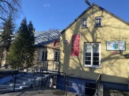 Inwentaryzacja zabytkowego dworu w Gminie Ozorków – czasowe utrudnienia dla mieszkańców Dwór Scheiblerów - aktualny widok